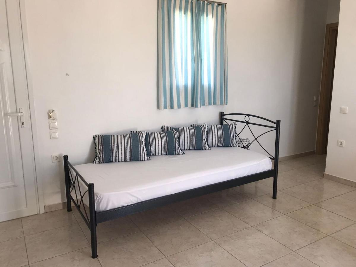 Retreat Apartments In Drosia - Apartment For 3 Μακρύς Γιαλός Εξωτερικό φωτογραφία