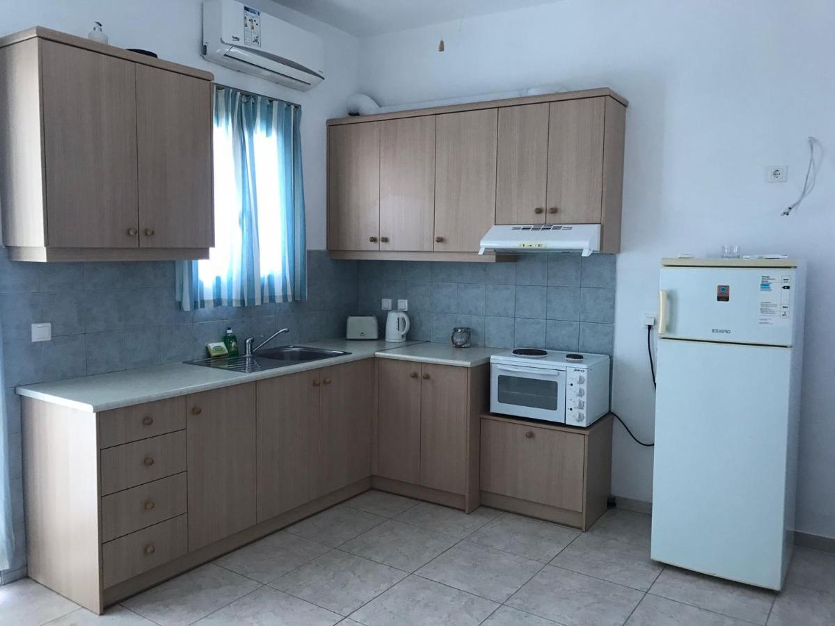 Retreat Apartments In Drosia - Apartment For 3 Μακρύς Γιαλός Εξωτερικό φωτογραφία